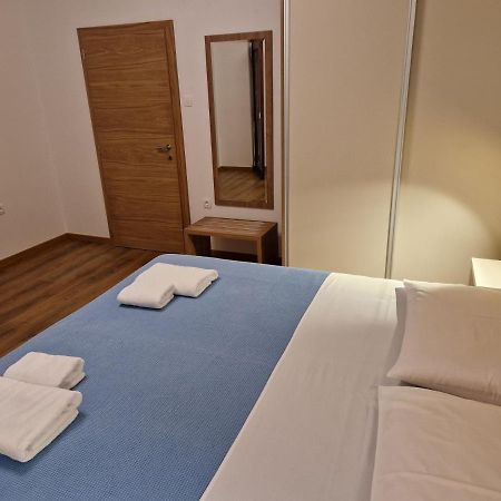 Apartments Cerovic Malinska Eksteriør billede